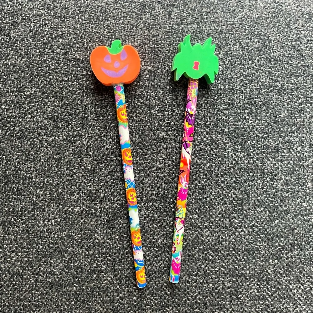 •y2k Lisa Frank Halloween Pencils & Toppers• - Picture 1 of 5
